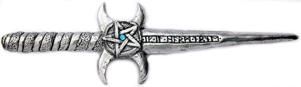 Athame Triluna